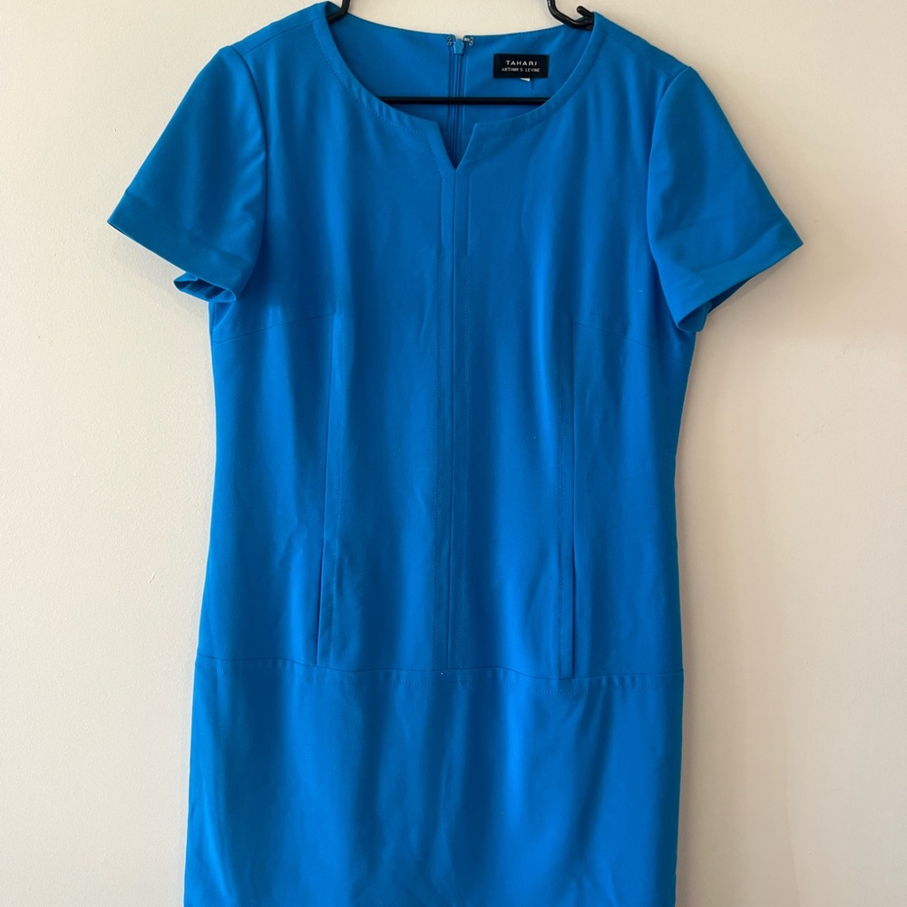 Tahari Blue Sheath Mini Dress Crew Neck Short Sleeve